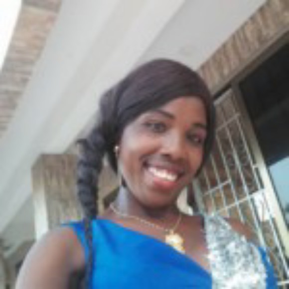 Profile picture of Esther atanda